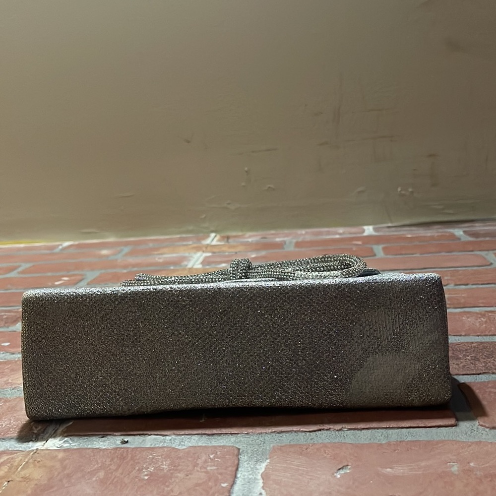 Purse - Picture 2 of 4